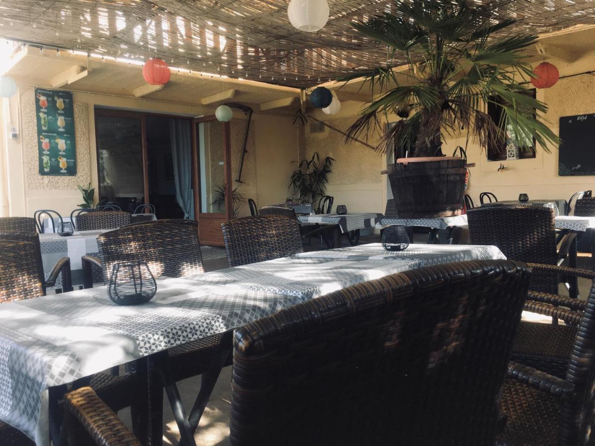 Auberge Du Relais D Auniac Hotel Bar Restaurant Piscine Anglars-Nozac Luaran gambar